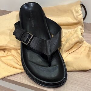 Louis Vuitton Black Leather Flip-Flops